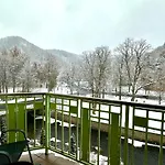 Apartahotel Slunecni Lazne 4*