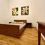 Slunecni Lazne Karlovy Vary