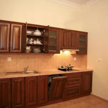 Slunecni Lazne Карловы Вары