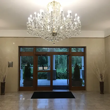 Aparthotel Slunecni Lazne 4*