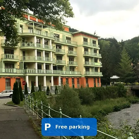 Slunecni Lazne Karlovy Vary