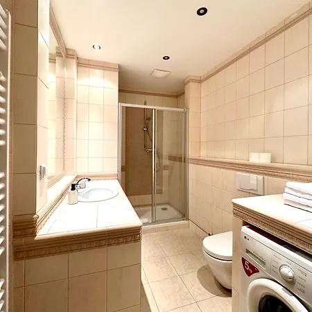 Apartahotel Slunecni Lazne