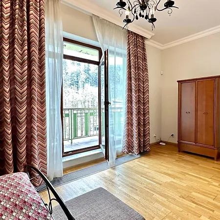 Slunecni Lazne Aparthotel