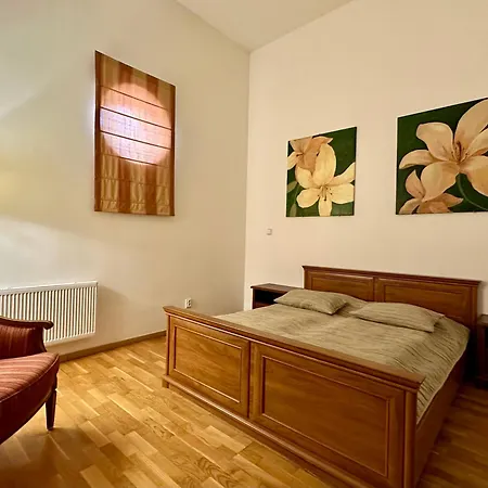 Slunecni Lazne Aparthotel 4*