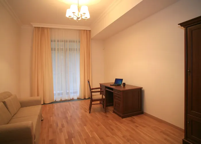 Slunecni Lazne 4* 카를로비바리