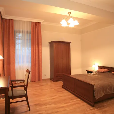 Slunecni Lazne 4*