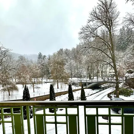 Slunecni Lazne 4* Karlovy Vary
