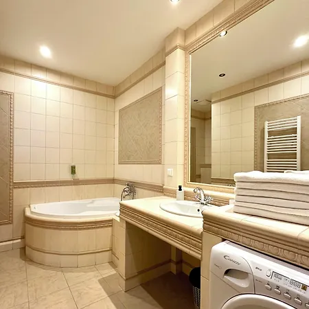 Slunecni Lazne Aparthotel 4*