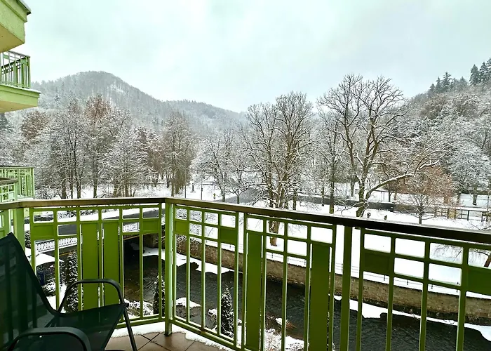 Apartmanhotel Slunecni Lazne 4*