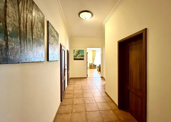 Slunecni Lazne Lägenhetshotell Karlovy Vary