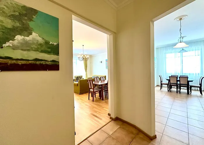 Slunecni Lazne Lägenhetshotell
