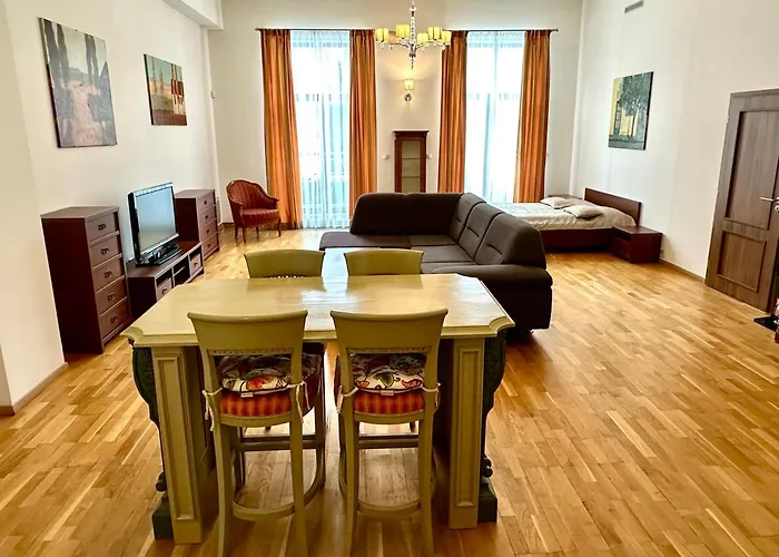 Slunecni Lazne Lägenhetshotell 4*